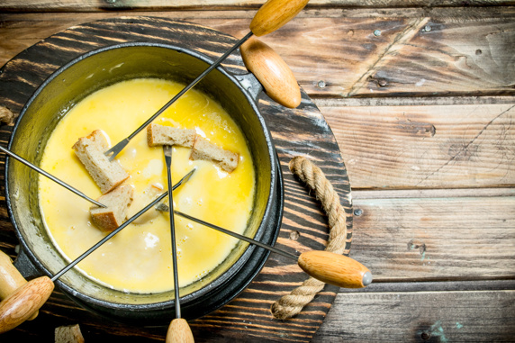French cheese fondue